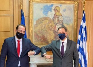 Tα διαπιστευτήρια των πρέσβεων