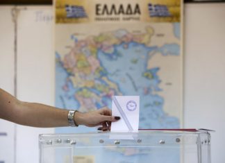 Δύο Ελλάδες έβγαλε η κάλπη