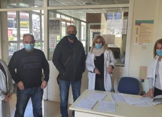 Επίσκεψη Βαρεμένου στο εμβολιαστικό κέντρο του Κέντρου Υγείας Αγρινίου