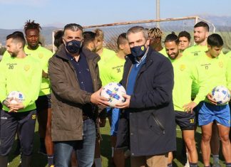 Ο Παναιτωλικός κοντά στους μαθητές του Αγρινίου