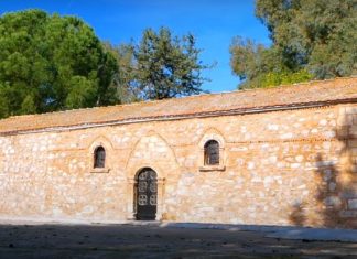 To πρόγραμμα των παρακλήσεων του Δεκαπεντάγουστου στην Ι.Μ. Παναγίας Λεσινιωτίσσης