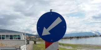 Δήμος Ναυπακτίας : Εργασίες σήμανσης από τον κόμβο Πλατανίτη έως τη Γέφυρα Βαριάς