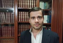 Υποστήριξη της κατηγορίας από την οικογένεια της 15χρονης μέσω του δικηγόρου της, Χρήστου Τσιμπούκη