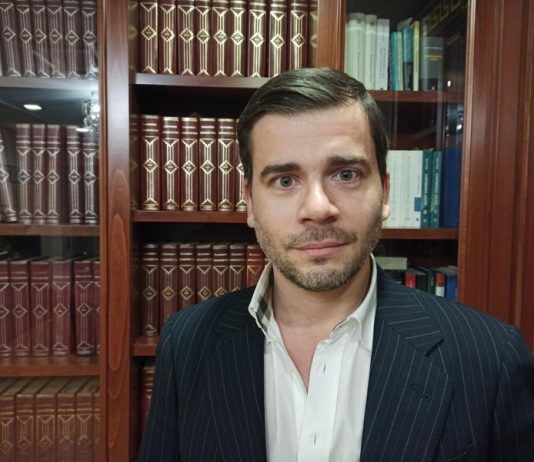Υποστήριξη της κατηγορίας από την οικογένεια της 15χρονης μέσω του δικηγόρου της, Χρήστου Τσιμπούκη