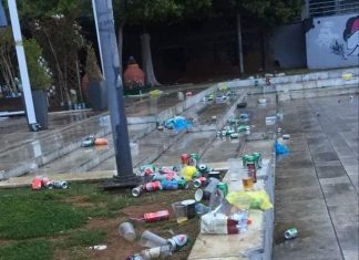 Μάλλον και χωρίς κόσμο “άβατο” είναι η πλατεία για την Αστυνομία