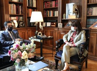 Στην Πρόεδρο της Δημοκρατίας ο Γ. Παπαναστασίου