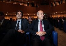 Το «σύστημα Σημίτη» σε ρόλο… χορηγού του κόμματος Σαμαρά
