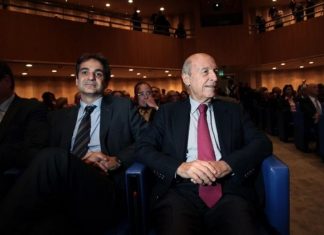 Ο Σημίτης τα είπε στον Καραμανλή για να ακούσει ο Μητσοτάκης