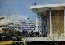 Μωρέ ένας Παπαδόπουλος χρειάζεται