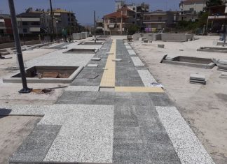 Σε εξέλιξη η ανάπλαση της πλατείας στην Αγία Βαρβάρα