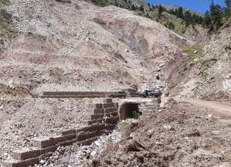 Αυτοψία στις κατολισθήσεις του ορεινού Θέρμου από κλιμάκιο του ΕΑΓΜΕ