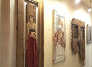 Εγκαινιάστηκε η έκθεση του Θανάση Βαλαώρα στο Αγρίνιο