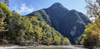 Εύηνος: Με ακόμη λιγότερο νερό στο ποτάμι για τις ανάγκες της Αθήνας