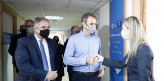 Με μόνο 20% μεγαλύτερο πληθυσμό, αλλά με υπερδιπλάσιες εμβολιαστικές γραμμές τα Γιάννενα από το Αγρίνιο