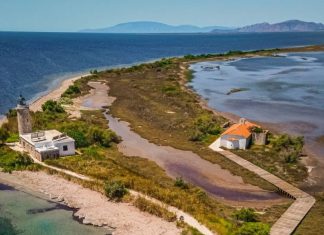 Βιωματικό θεατρικό εργαστήριο στο νησάκι του Αγίου Σώστη