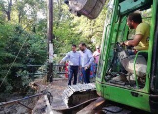 Ξεκίνησαν οι εργασίες αποκατάστασης του γεφυριού στα Δύο Ρέματα