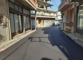 Eργασίες ασφαλτόστρωσης στην οδό Σιαδήμα
