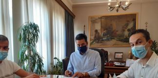 Δήμος Αγρινίου : Σύμβαση για διαμορφώσεις στα κοιμητήρια