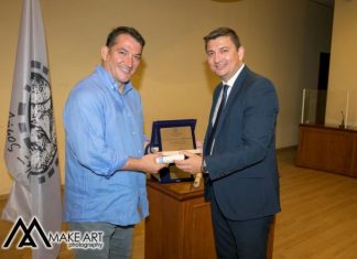 Τιμητική αναγόρευση προσωπικοτήτων ως επίτιμων δημοτών του Δήμου Ξηρομέρου