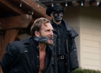 “Η Αιώνια Κάθαρση” στον Ελληνίς