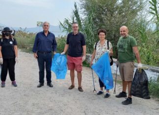 Η “Act now” σε δράση μαζί με εθελοντές καθάρισαν τις όχθες της Τριχωνίδας