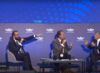 Mιλώντας για νομιμότητα ο Φαρμάκης “έβγαλε έξω από τα ρούχα του” τον Αγοραστό