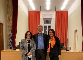 Παρουσιάστηκε το νέο βιβλίο του Γ. Καλπούζου στο Αγρίνιο