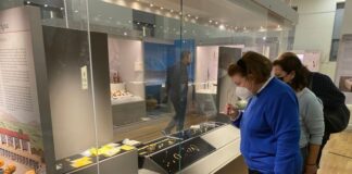 Αυτοψία της Μενδώνη στο Ξενοκράτειο – Τις επόμενες εβδομάδες το νέο Αρχαιολογικό Μουσείο