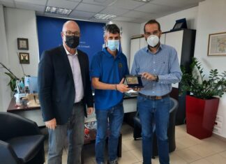 Ο νικητής του «Σπάρταθλον 2021», Φώτης Ζησιμόπουλος, στον Περιφερειάρχη Δυτικής Ελλάδας