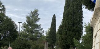 Κατάθεση στεφάνων για την επέτειο του Πολυτεχνείου στο Μεσολόγγι