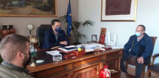 Συνάντηση Παπαναστασίου με εκπροσώπους της εστίασης