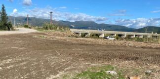 Σε εξέλιξη έργα καθαρισμού της κοίτης του Εύηνου