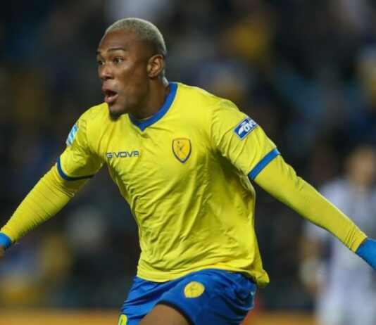 Παναιτωλικός: «Μαγνητίζει» ομάδες ο (new entry) Ντέιμπι Φλόρες