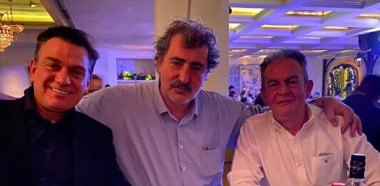 Χριστούγεννα με αιτωλοακαρνάνικη παρέα για τον Πολάκη