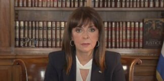 Μια πρόσκληση ως «βραβείο» για τους χαροκαμένους;