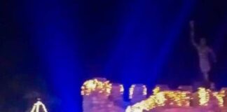 Ναύπακτος : Για συναυλία με μόνο θεατή το Δήμαρχο μιλά ο Ανδρέας Κοτσανάς