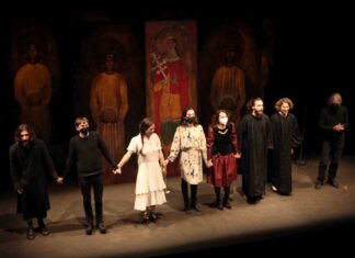 ΔΗΠΕΘΕ Αγρινίου : Τελευταίες παραστάσεις για τη «δεξια τσέπη του ράσου»