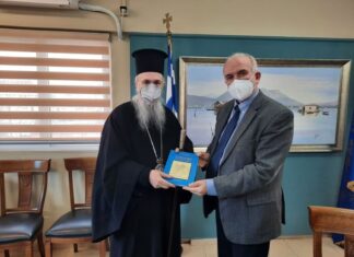 Συνάντηση Λύρου με τον Τοποτηρητή της Μητρόπολης κ. Ιερόθεο