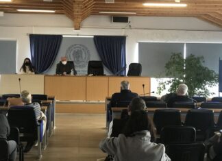 Συνάντηση Λύρου με τους διευθυντές για τις υποδομές των σχολείων