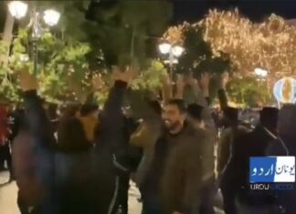 «Ισλαμαμπάντ» η πλατεία Συντάγματος χθες βράδυ, την ώρα που οι Έλληνες έβλεπαν Ρουβά