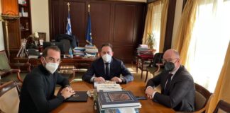 Συνάντηση Φαρμάκη με Πέτσα : Η αποκατάσταση των ζημιών επί τάπητος