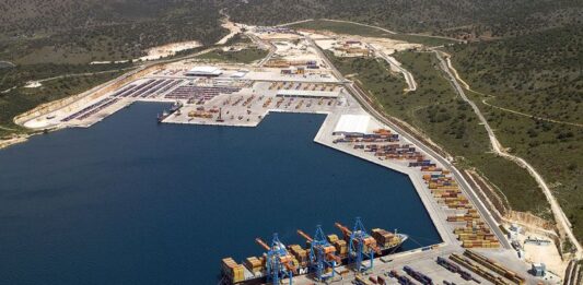 Στο Πλατυγιάλι δεν φτουράνε ούτε αναπτυξιακά, ούτε πολεμικά σενάρια…