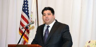 Ο Δήμος Ναυπακτίας ανακηρύσσει Επίτιμο Δημότη τον Πρέσβυ των ΗΠΑ George J. Tsunis