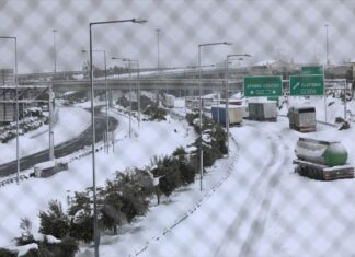 Έθνος έχουμε, χώρα έχουμε, κράτος δεν έχουμε!