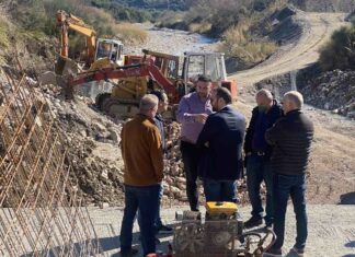 Επίσκεψη Φαρμάκη σε έργα της Περιφέρειας στη Ναυπακτία