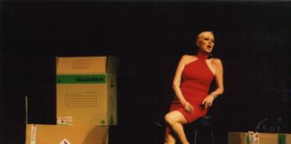 ΔΗΠΕΘΕ Αγρινίου : Η παράσταση «Fragile» με την Εύη Καραγιάννη