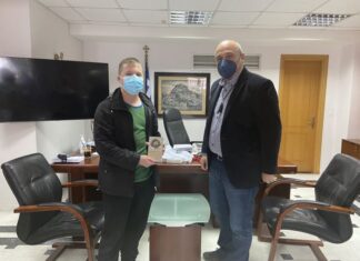 Ο Δήμαρχος Ναυπακτίας τίμησε το μαθητή Κ. Μαλιάρη, μέλος της Εθνικής Ομάδας Ρομποτικής