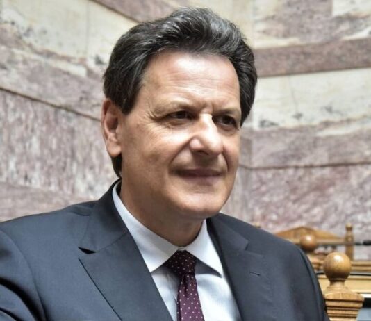 Δεν βλέπει κορεσμό από ΑΠΕ στο Δήμο Αγρινίου ο Σκυλακάκης