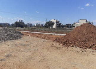 Σε εξέλιξη η ανάπλαση του κοινόχρηστου χώρου δίπλα στο ΚΤΕΛ