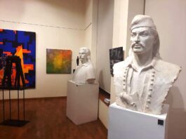 Γιορτές Εξόδου : Εγκαινιάστηκε η έκθεση γλυπτικής στο κτίριο του Χρυσόγελου